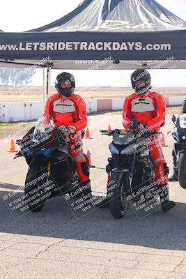 media/Nov-03-2025-Lets Ride (Mon) [[4d74c1c4d3]]/C Group/Grid/